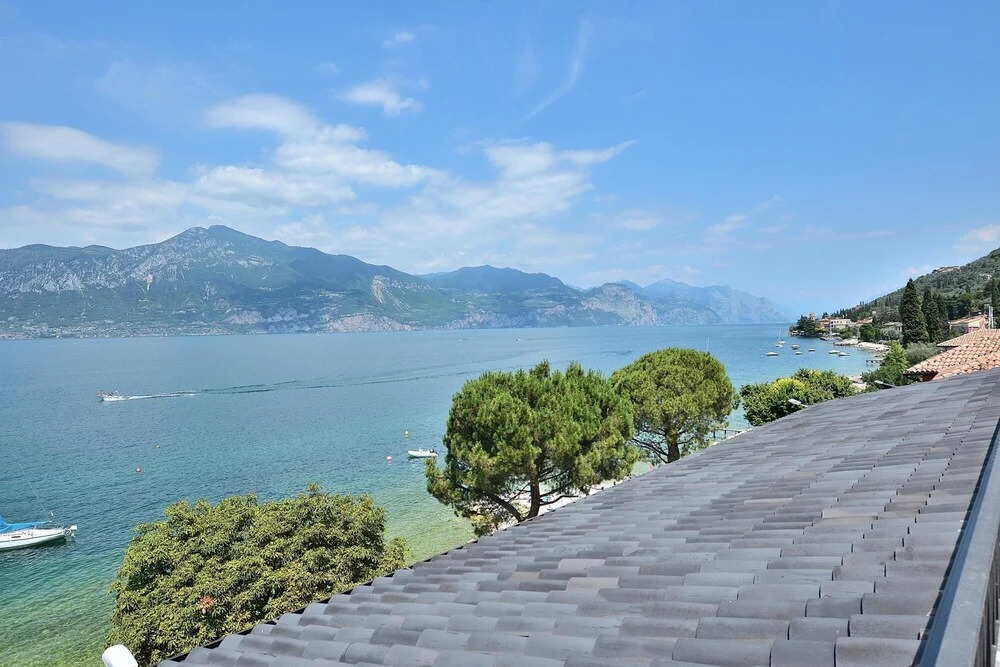 Watercolor Loft - 2 Bedrooms Apartment With 2 Terraces Overlooking the Lake in Pai di Torri del Benaco