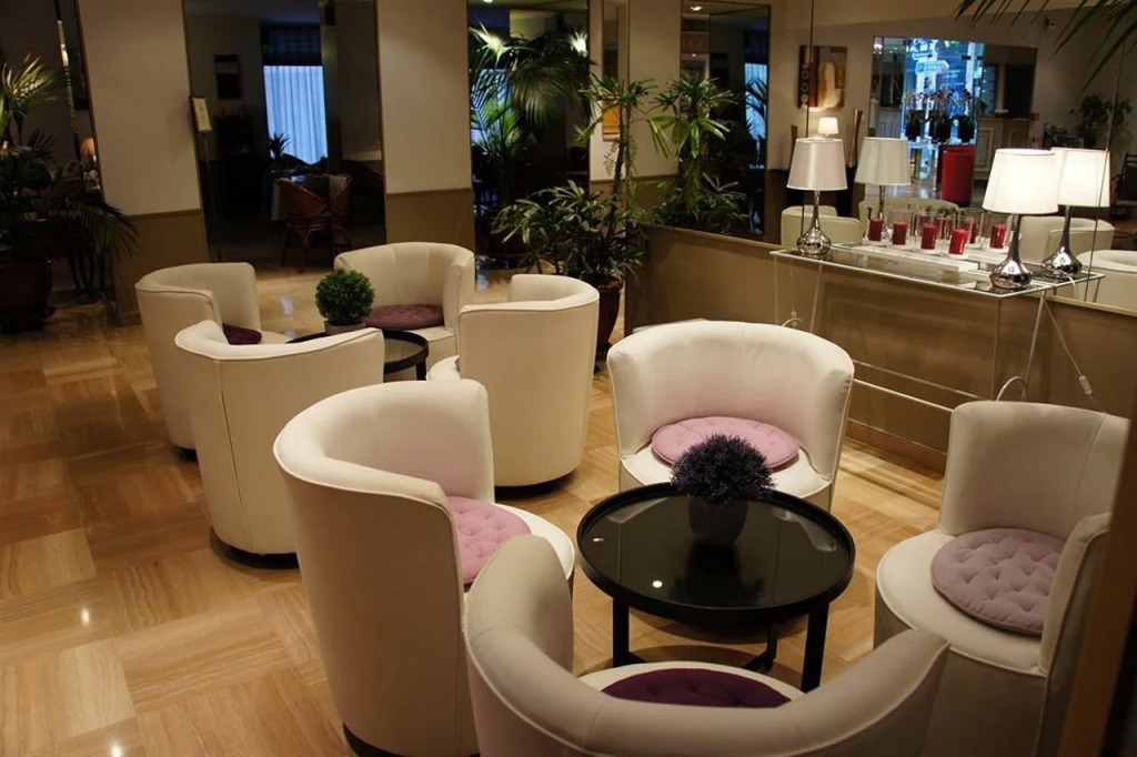 Hotel Ambassador, completely renovated
