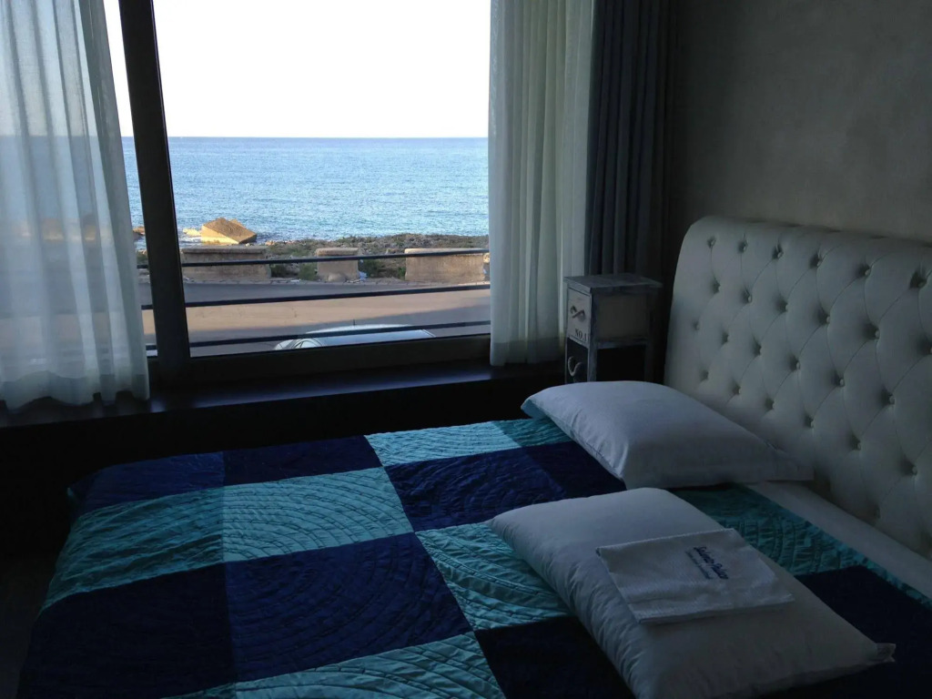 Palace Blu Mare