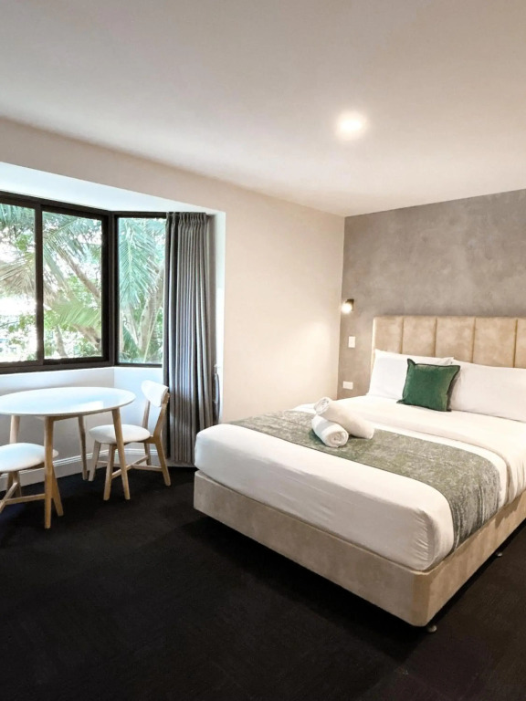 Tiki Hotel Apartments Surfers Paradise