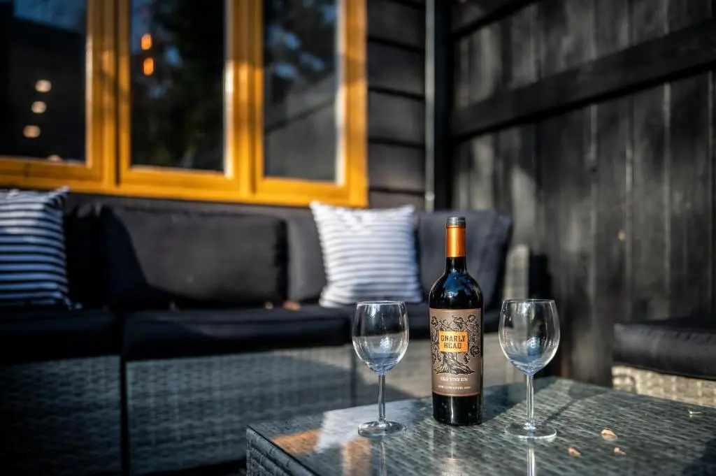 Smoky Bear BnB! Theater, Game Room, Hot Tub, Bar, 5Br 5Ba