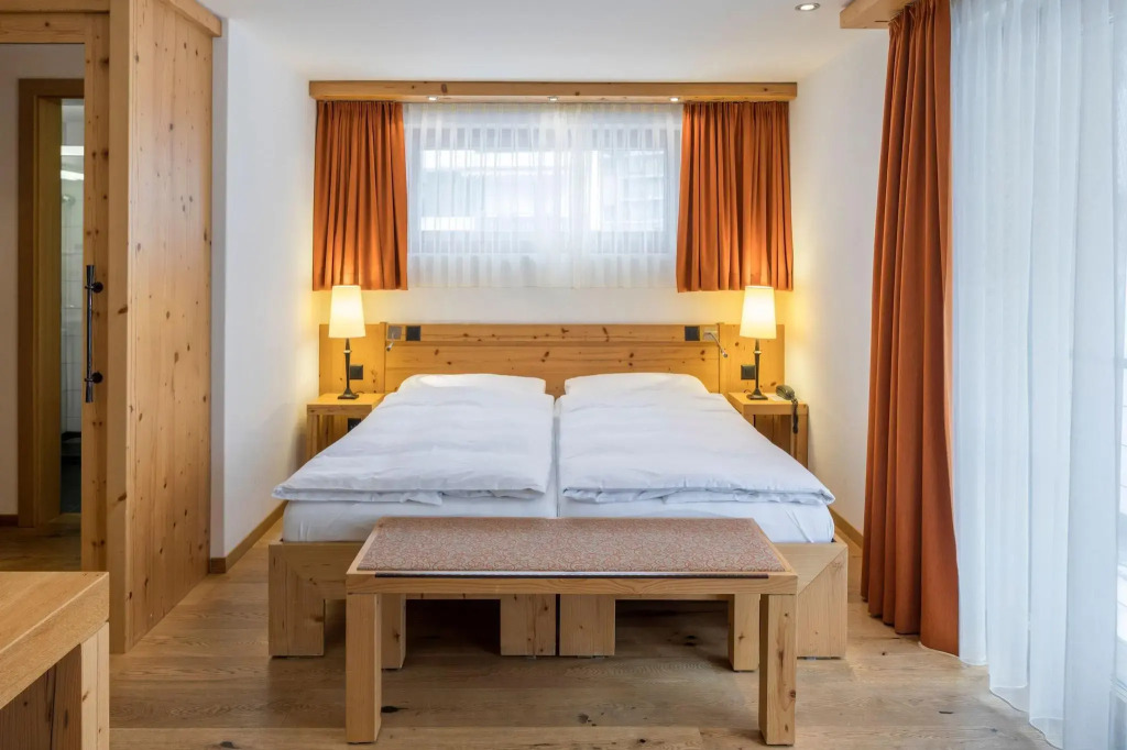 The Phoenix Fitness Hotel & free Spa Access at Alpen Resort