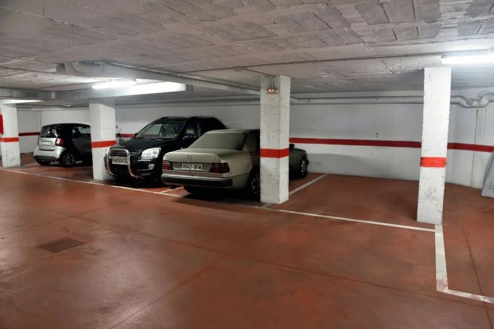 Apartamentos Vela y Serna - WONDERSTAYS