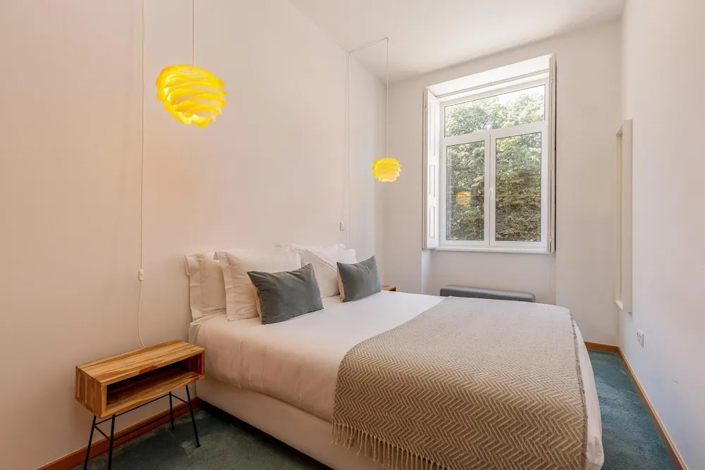 Cosy 1 in Oporto With 1 Bedrooms and 1 Bathrooms