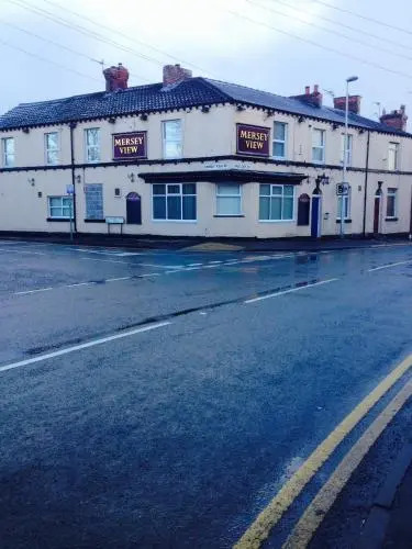 Mersey view Hotel & Pub