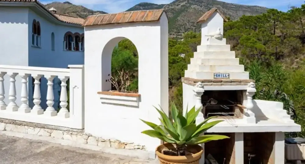 Villa - 4 Bedrooms with Pool, WiFi and Sea views - 107886