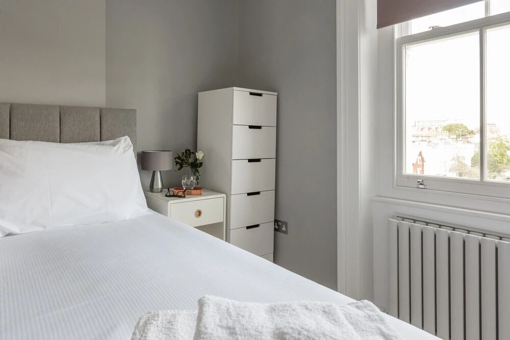 Stylish 2 Bedroom Flat in Kensington Near Hyde Park