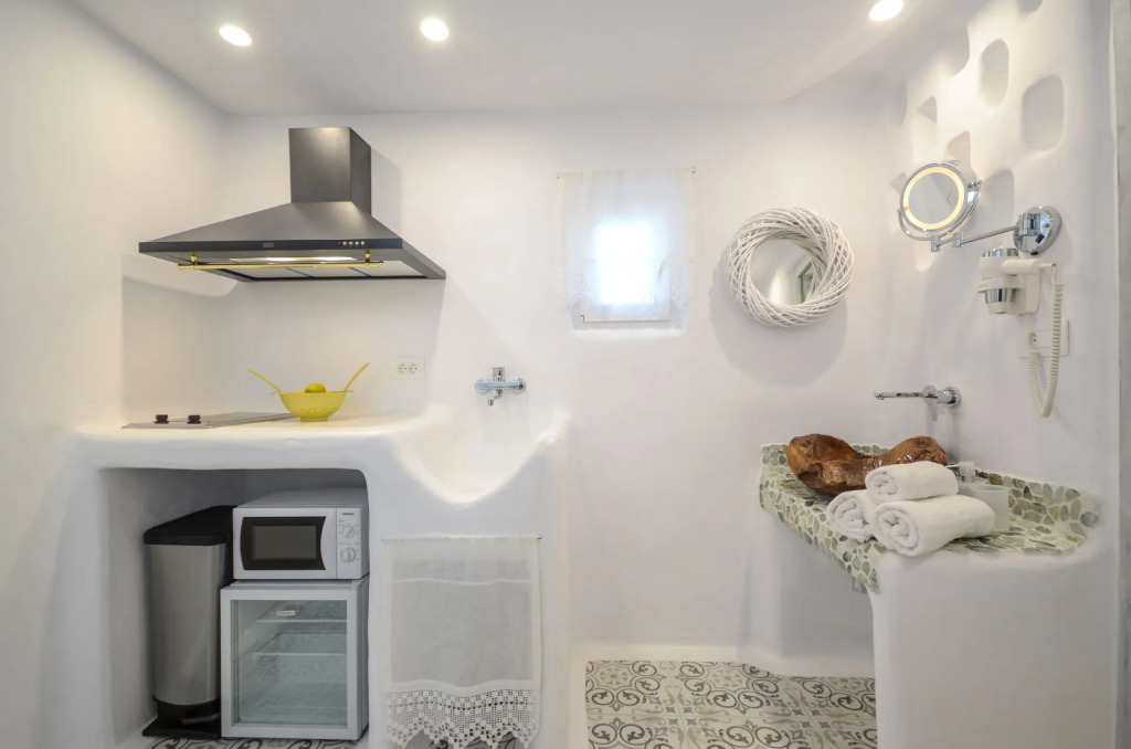 Naxos Island Escape Suites