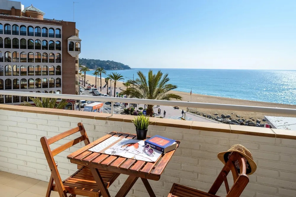 Apartment With one Bedroom in Lloret de Mar, With Wonderful sea View, Furnished Terrace and Wifi - Near the Beach