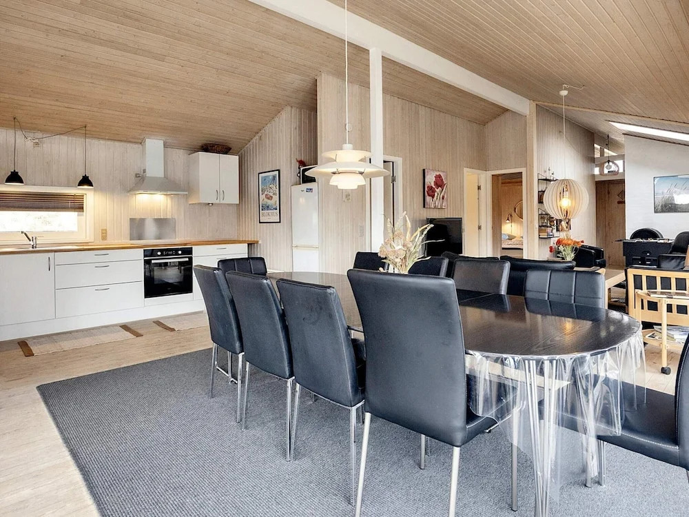 9 Person Holiday Home in Blokhus-by Traum