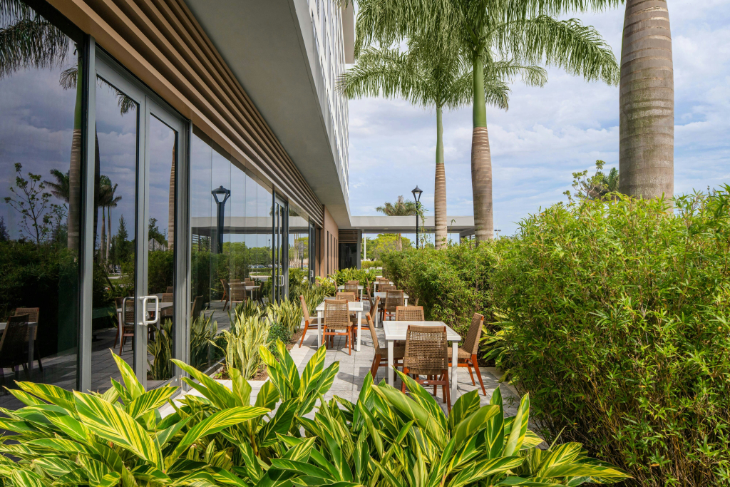 AC Hotel Fort Lauderdale Sawgrass Mills / Sunrise