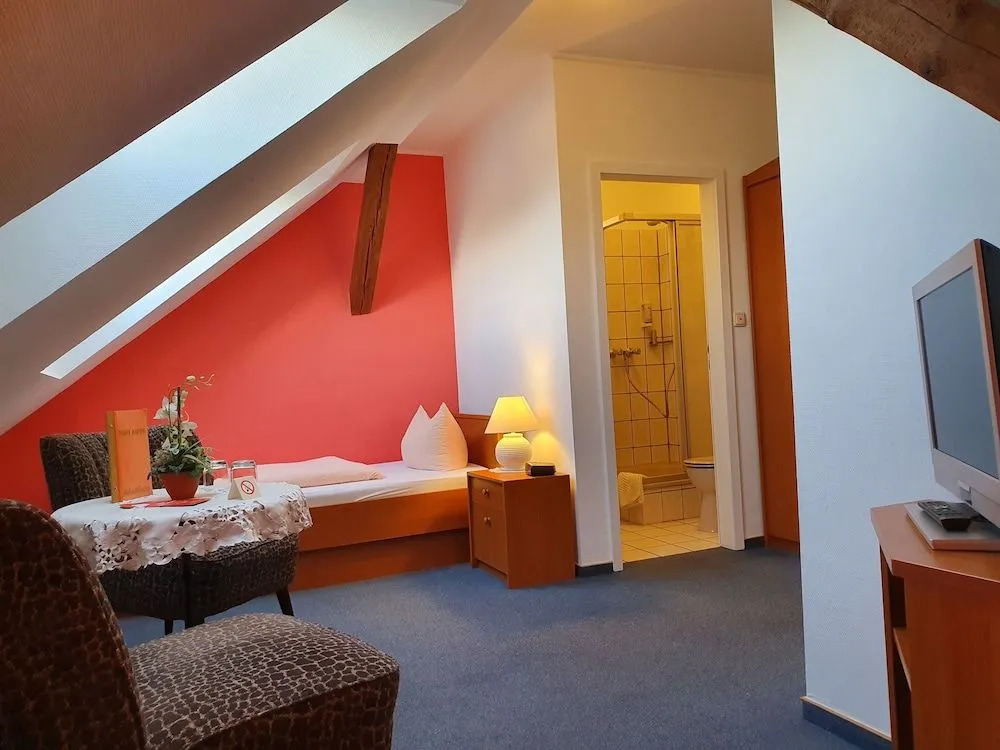 Hotel Schatthaus