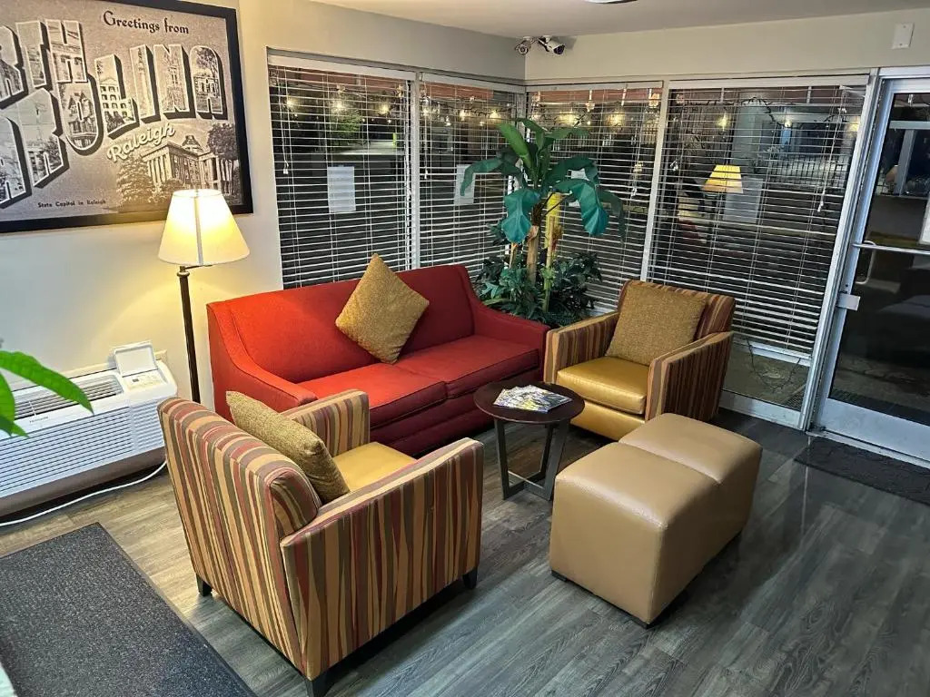 Super 8 by Wyndham Raleigh North East