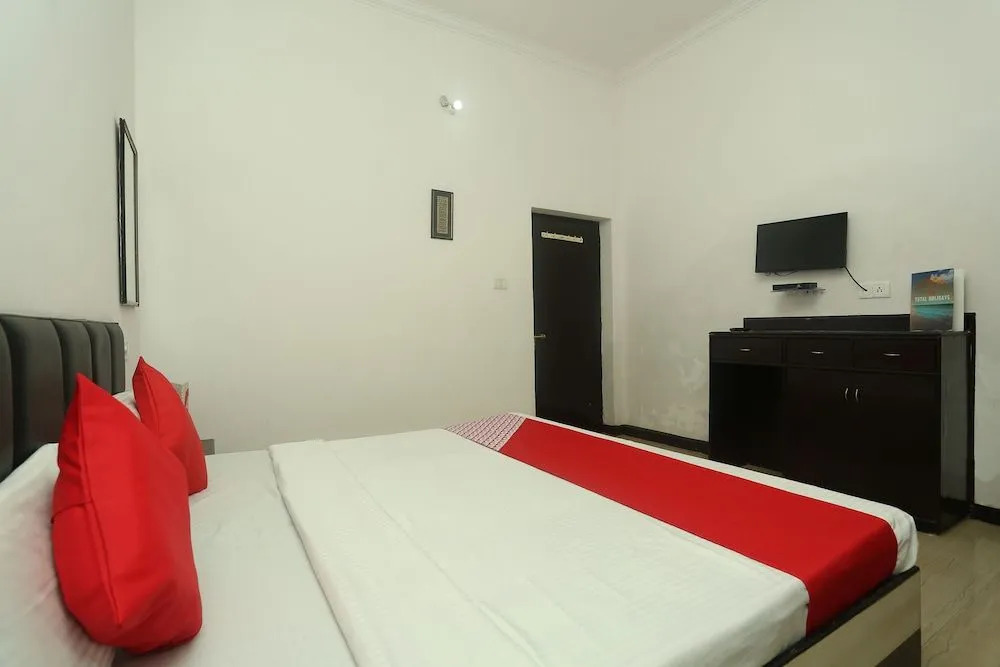 Oyo 18746 Shree Inn