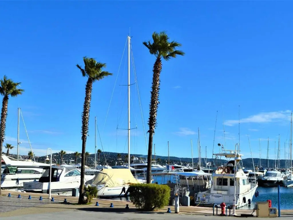 Appartement Cavalaire-sur-Mer, 1 pièce, 4 personnes - FR-1-226B-13