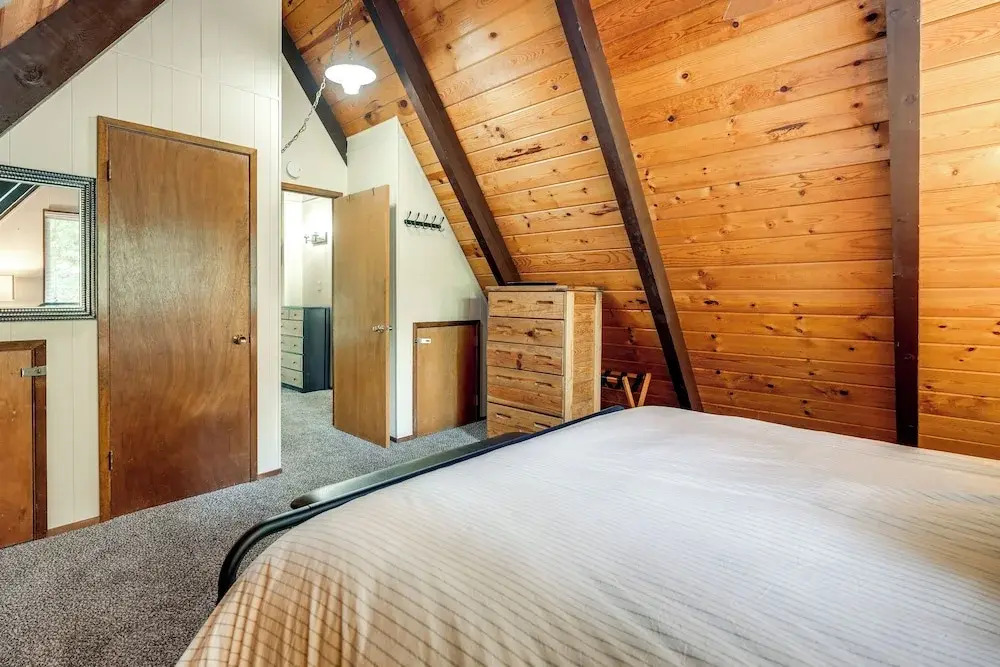 Sleek Blue Lake Springs Retreat w/ Deck & Yard!