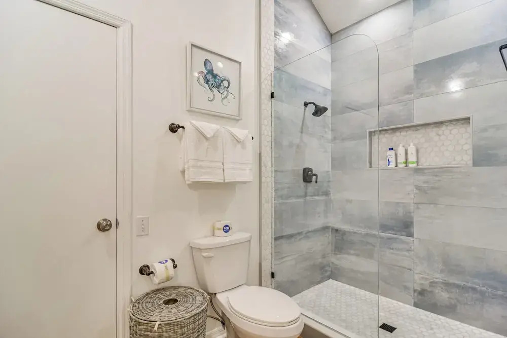 1 Block to Sunset Beach: Dog-friendly Family Home