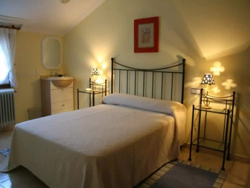 A Estrada 100126 6 Bedroom Holiday home By Mo Rentals