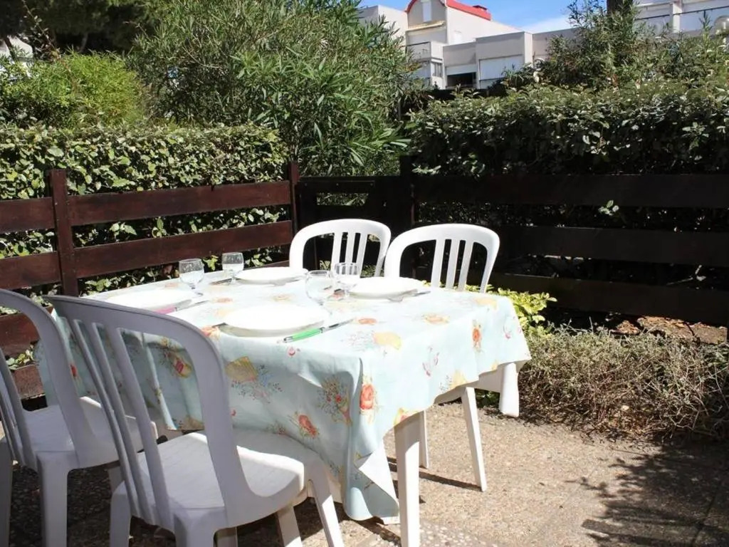Appartement Gruissan, 2 pièces, 4 personnes - FR-1-229-104