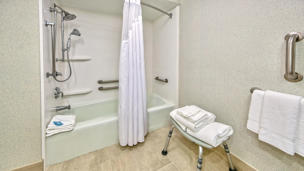 Holiday Inn Express Memphis Medical Center - Midtown by IHG