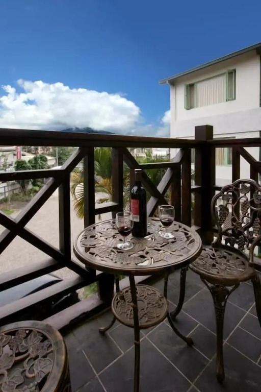 Pulicity Villa B&B