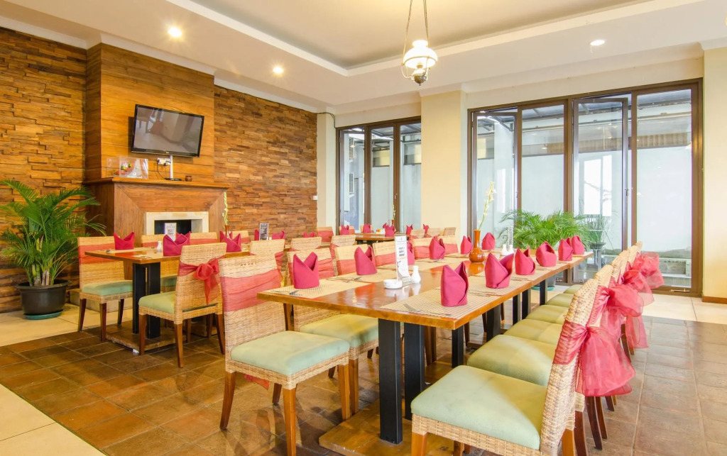 Jambuluwuk Convention Hall & Resort Batu