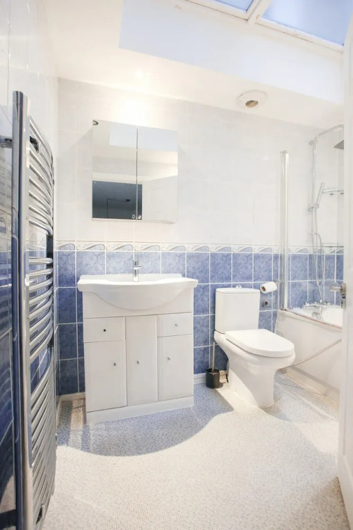 Business Park Lodge by Paymán Club