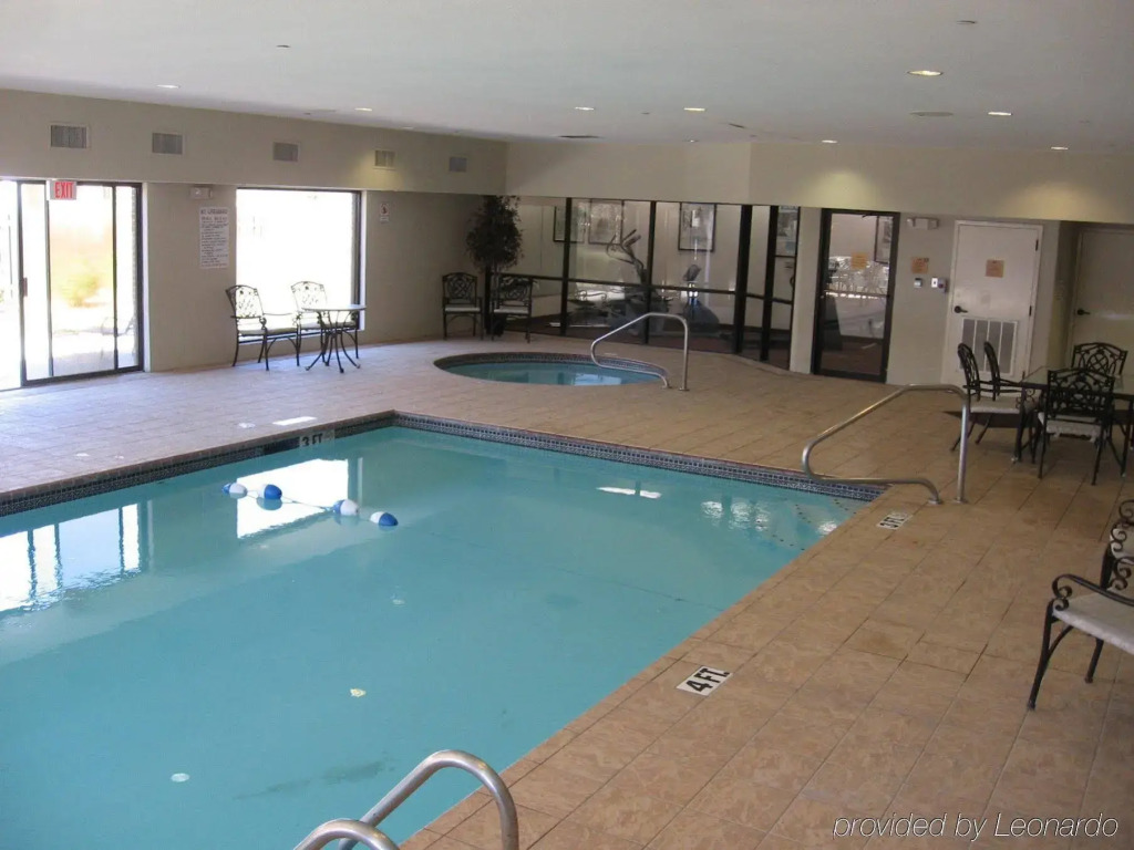 Holiday Inn Express & Suites Sulphur - Lake Charles by IHG