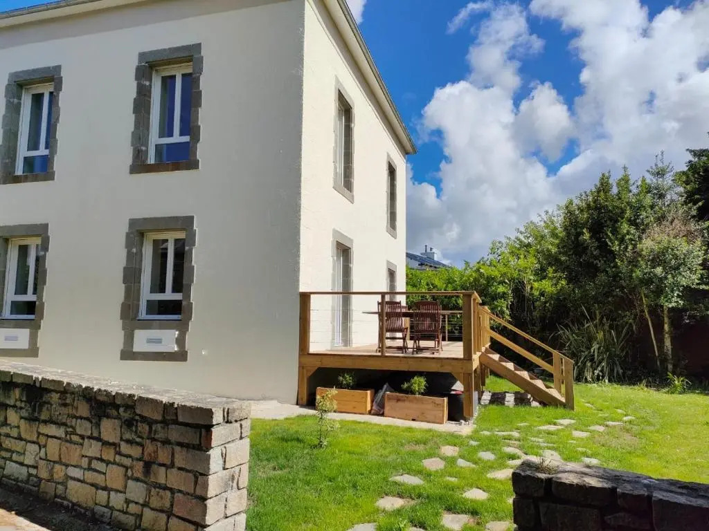 Maison de Kerangall Brest appartement jardin et parking