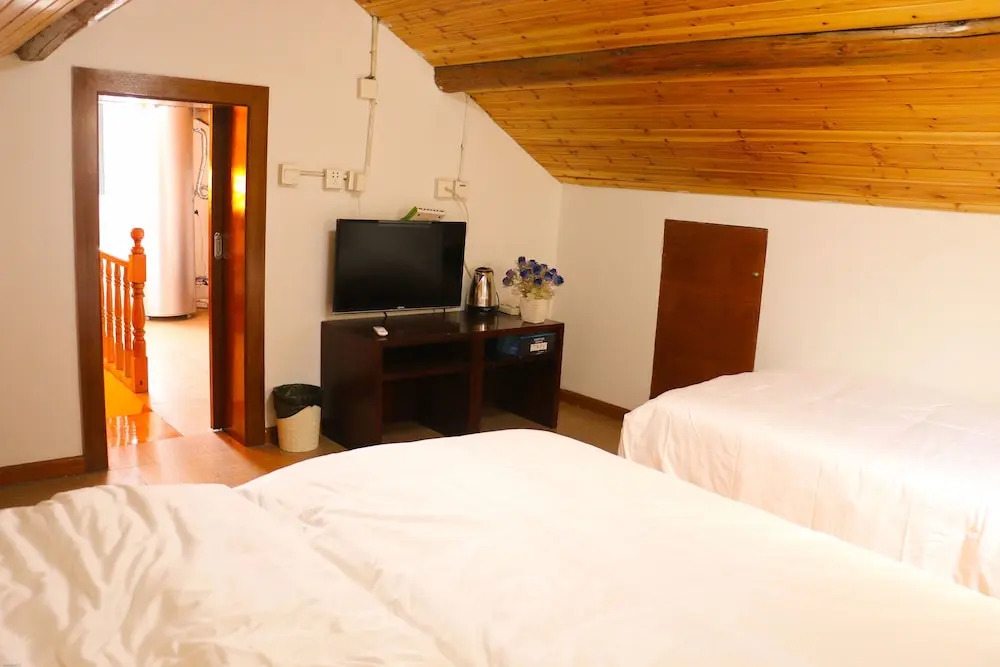 Zhouzhuang Nanhu Inn