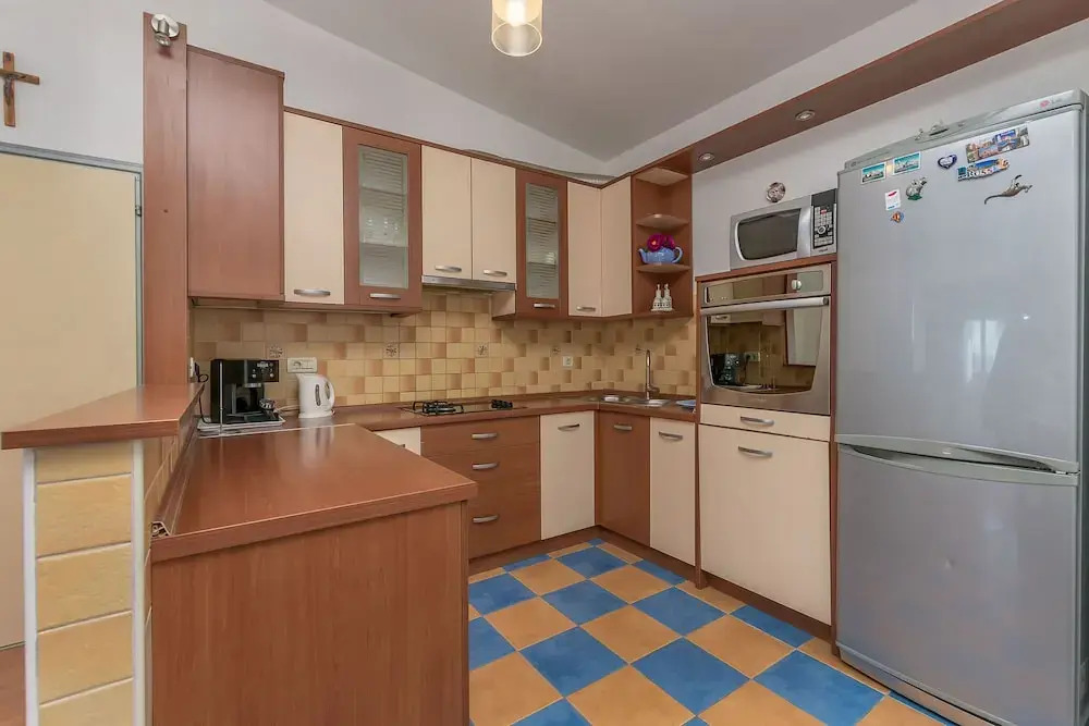 Apartment Goge