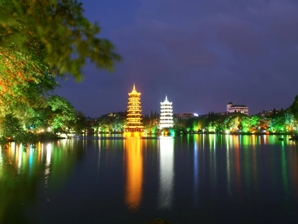 Guilin Lakeside Inn