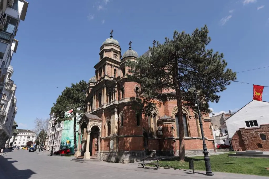 Central View Craiova 2