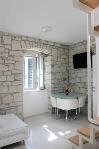 City Center Chic Apartments