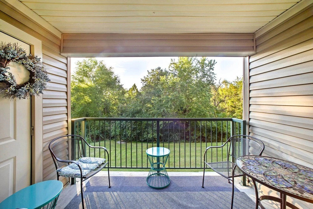 Near Branson Landing / Sister Condo Very Close by!