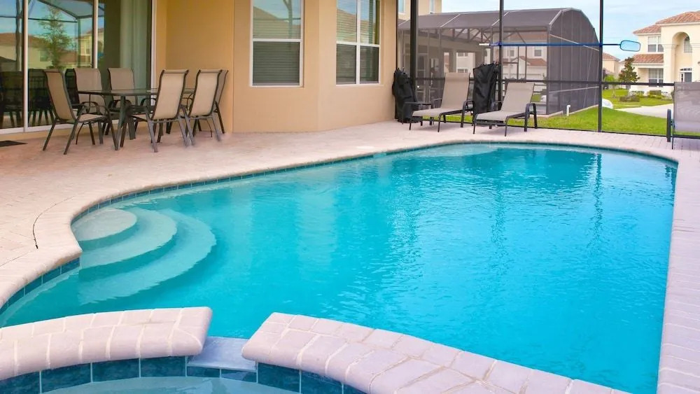 Heathrow Home with Pool at Windsor Hills