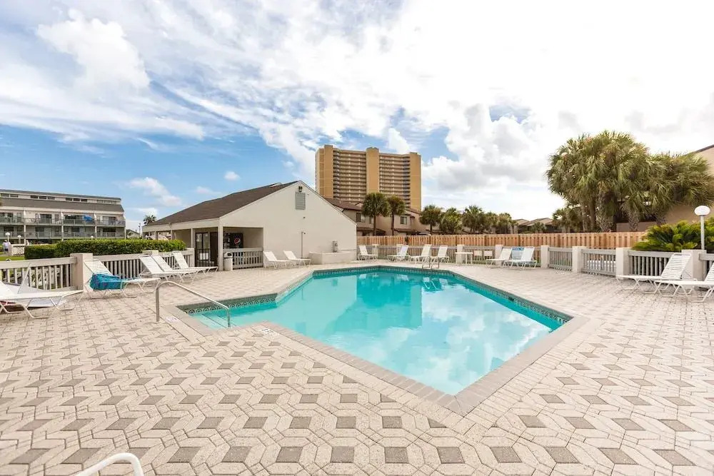 17614 Front Beach Road Condo Unit 6E - 1 Br condo by RedAwning