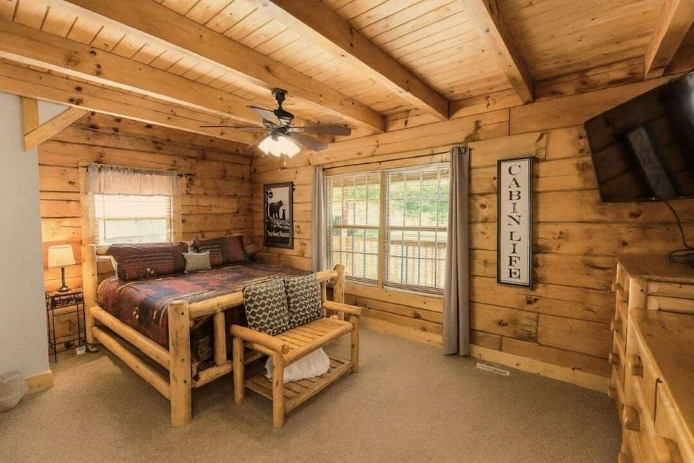 Mountain Paradise 3 Bedroom Cabin