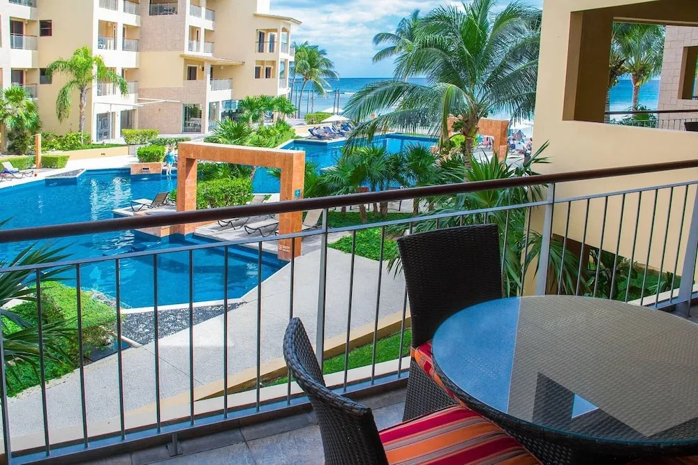 El Faro 205 Reef 2 Bedroom