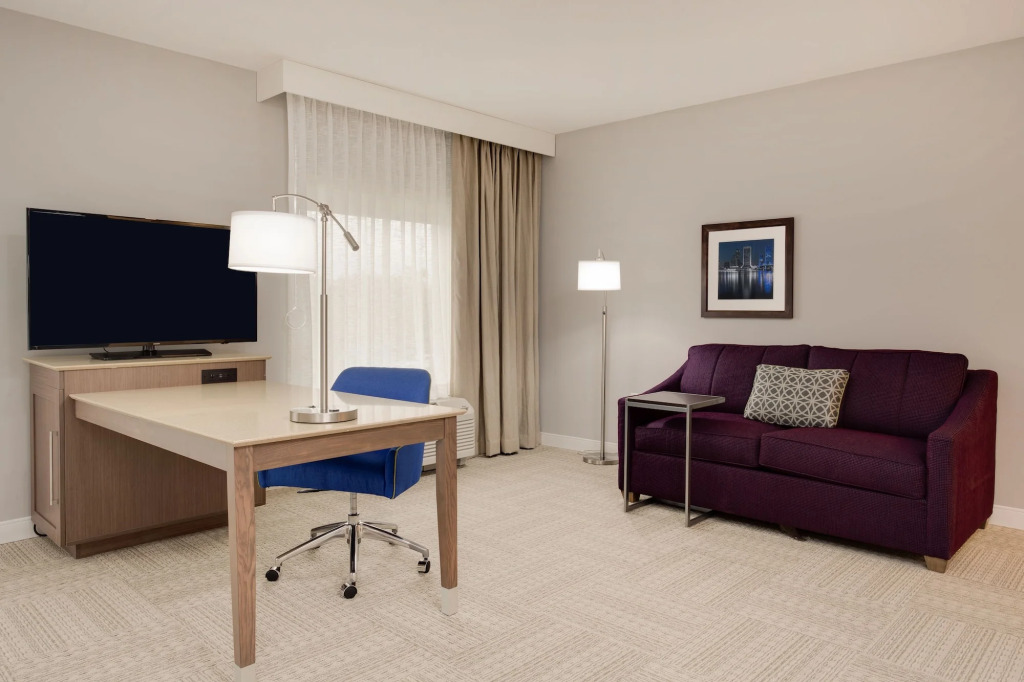 Hampton Inn and Suites Jacksonville/Orange Park, FL