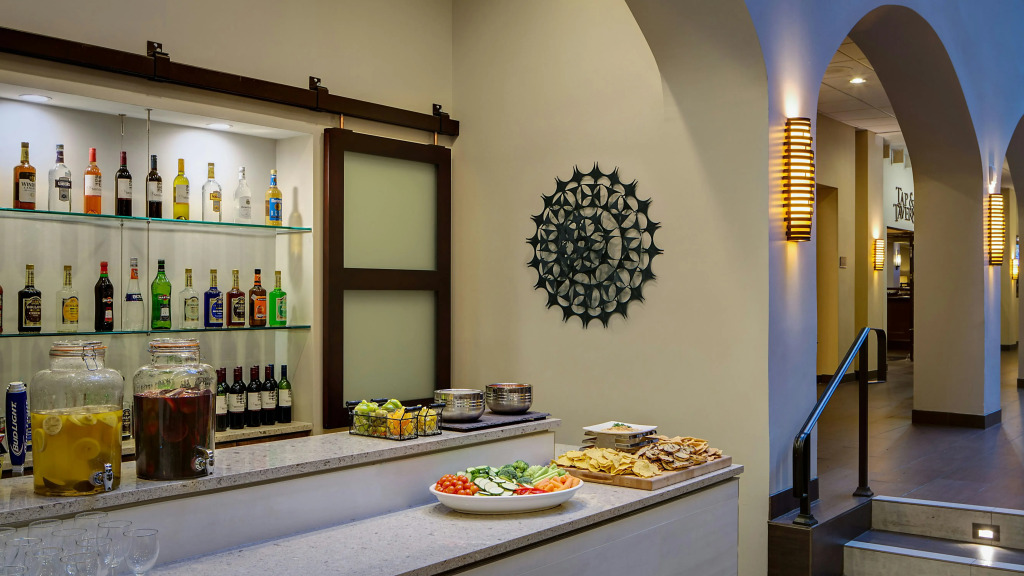 Embassy Suites by Hilton Dallas-Love Field