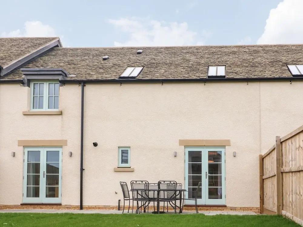 9 Windrush Heights