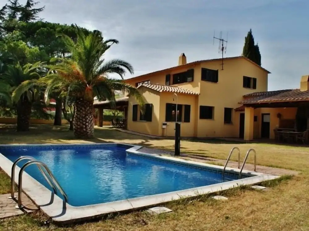 Casa Torresimona Adoración
