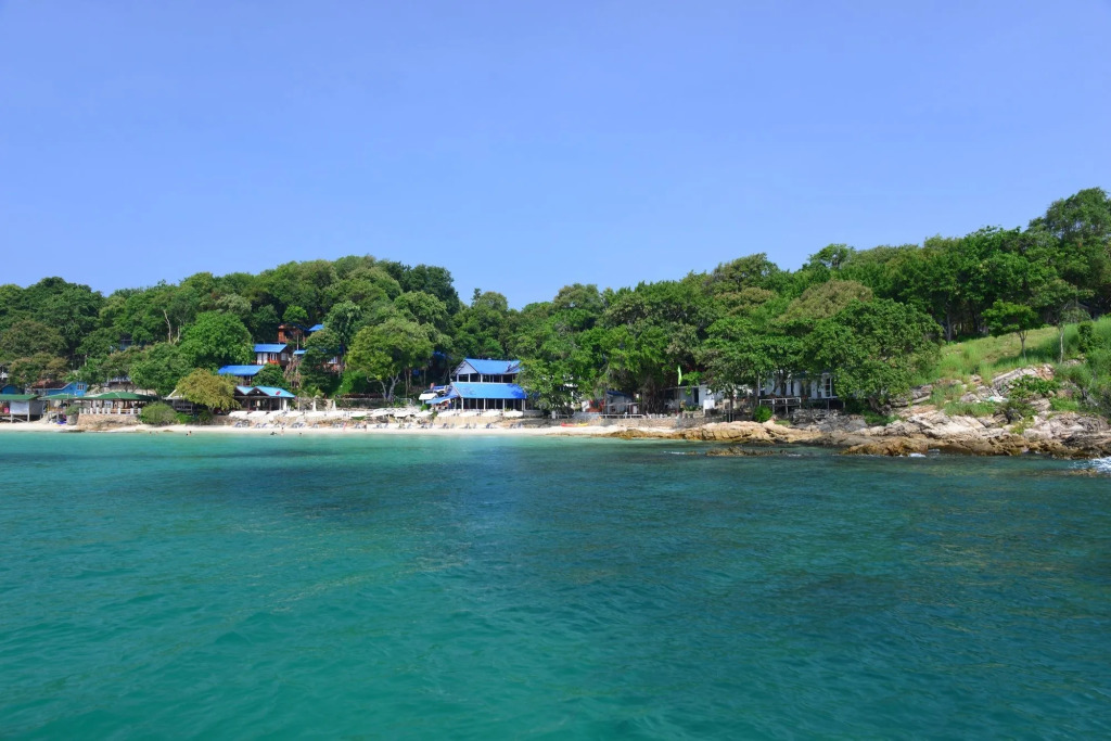 Sangthian Beach Resort