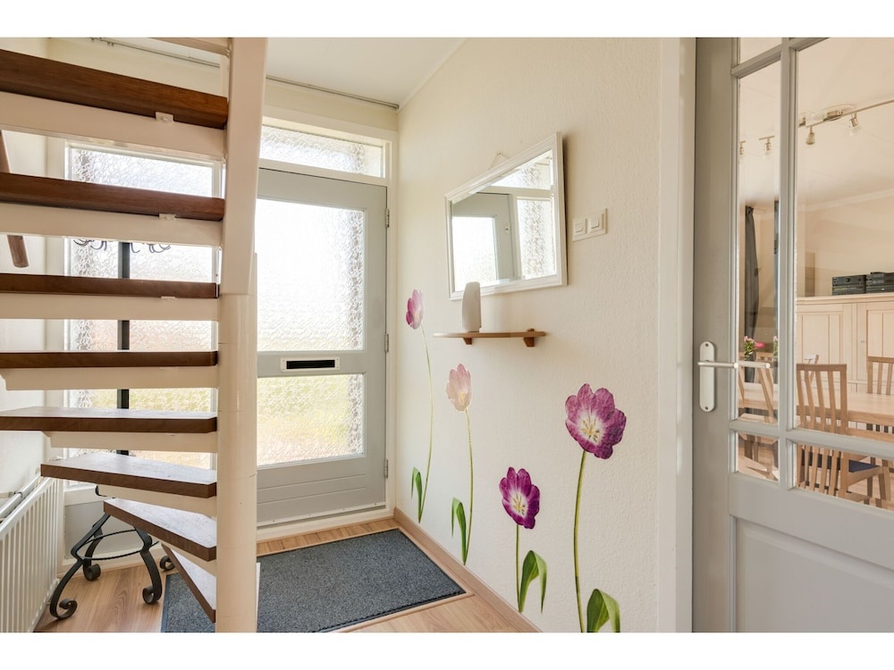 Secluded Holiday Home in Julianadorp With Garden