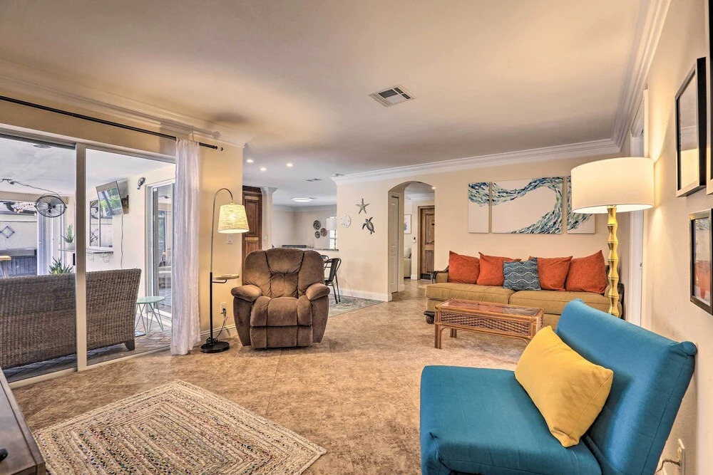 Private Pool + Covered Patio: Cape Coral Haven!