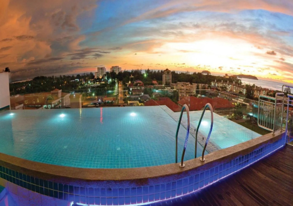 Chaya Hotel