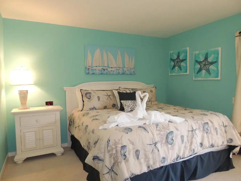 37 Water Oak 2 BR Palmetto Dunes Condo