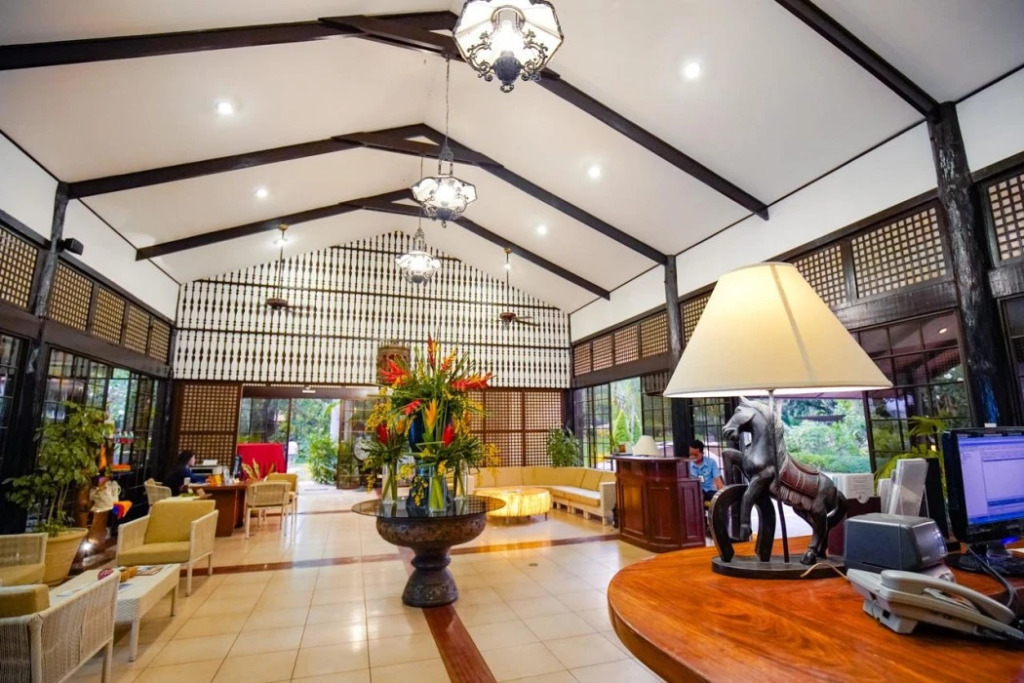 Cebu White Sands Resort and Spa