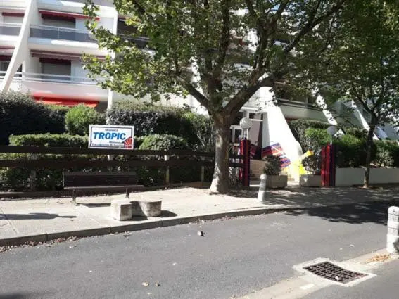 Studio Cabine Climatise Avec Parking Au Couchant
